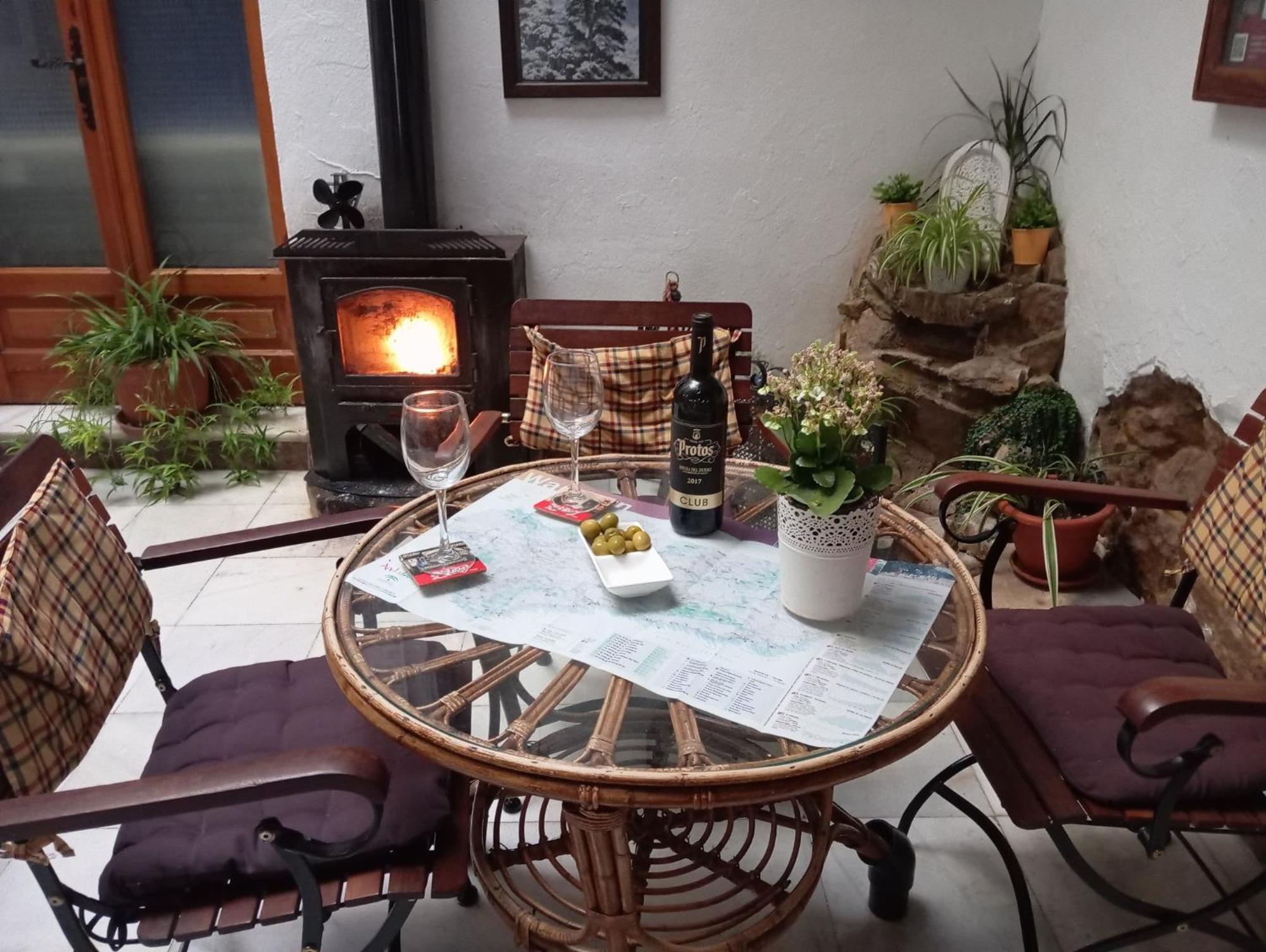 Hostal Rural Marques De Zahara Zahara De La Sierra Eksteriør billede